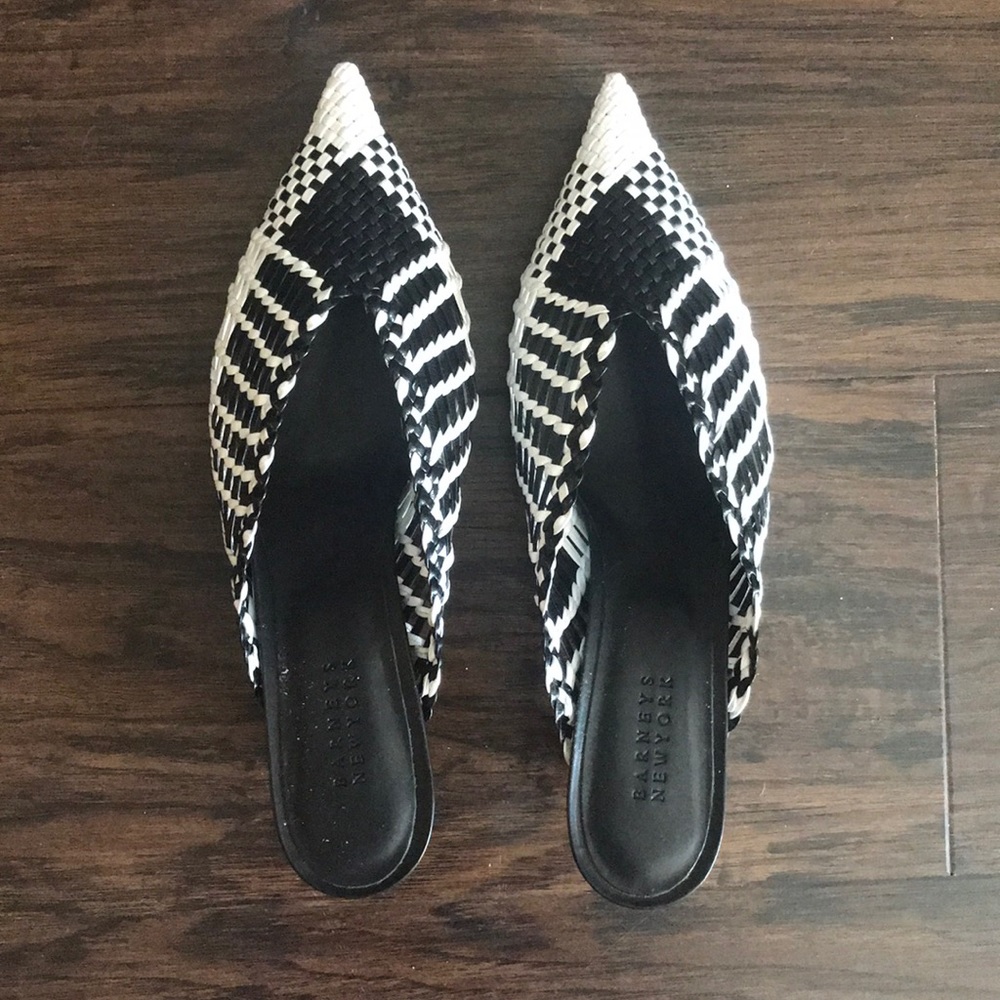 Barney’s New York Heel